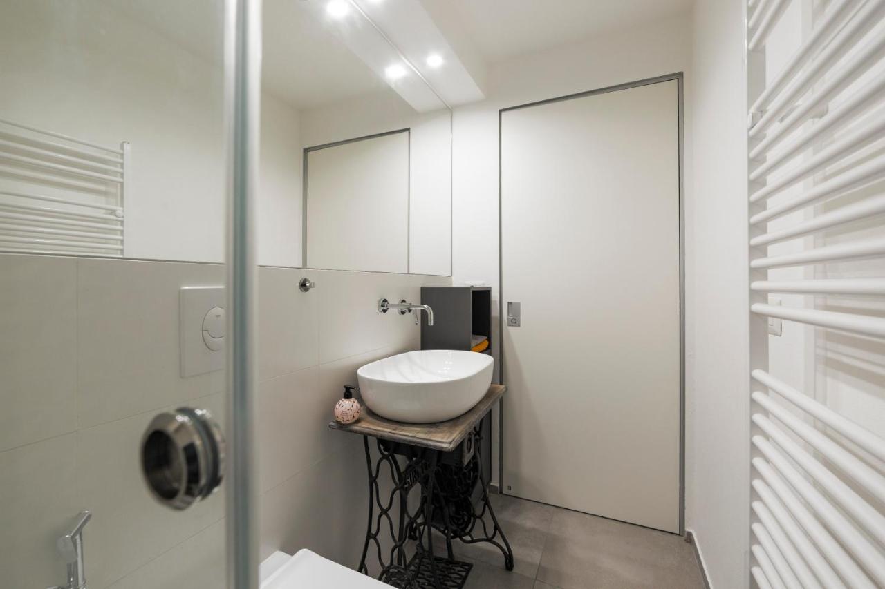 La Pampa New & Fully Refurbished Apt Apartment Milan Bagian luar foto